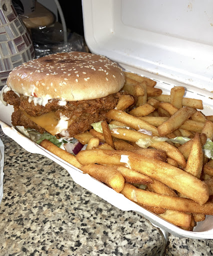 Photo of Munchies Stockport - 4 The Blvd, Hazel Grove, Stockport SK7 5PA